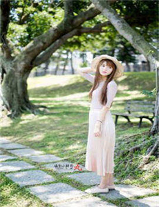 日本美女比基尼热舞-60abc影院